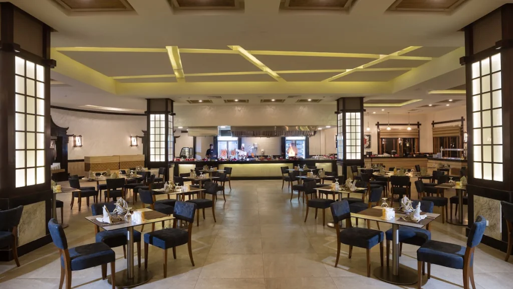 الفندق الباتروس بالاس ريزورت - الغردقة